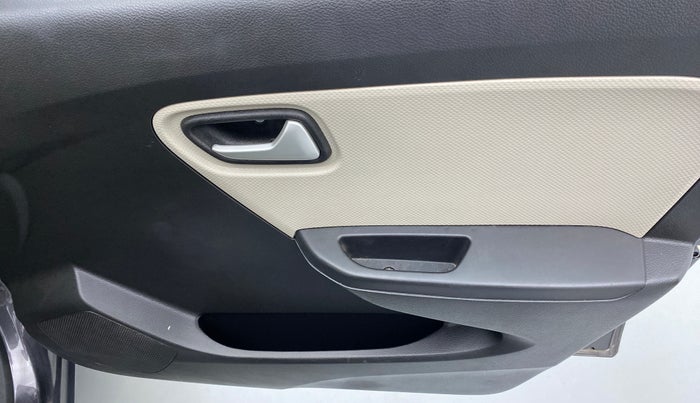 2019 Maruti Alto VXI, Petrol, Manual, 5,488 km, Driver Side Door Panels Control