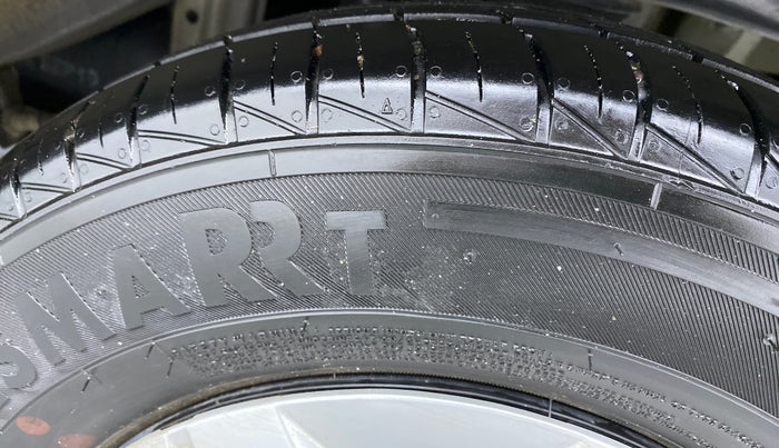 2019 Maruti Alto VXI, Petrol, Manual, 5,488 km, Left Rear Tyre Tread