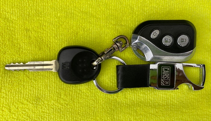 2013 Hyundai Eon ERA PLUS, Petrol, Manual, 46,352 km, Key Close Up
