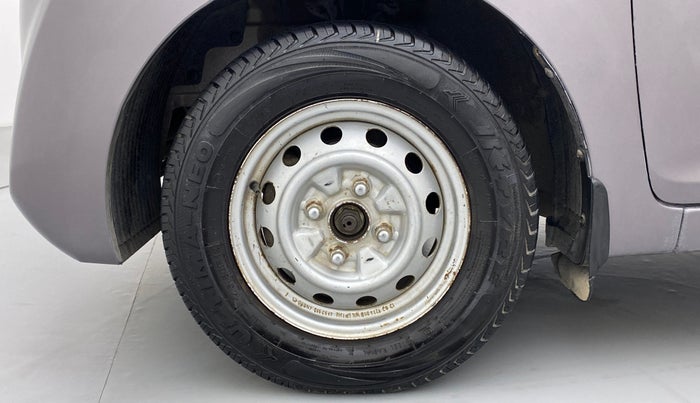 2013 Hyundai Eon ERA PLUS, Petrol, Manual, 46,352 km, Left Front Wheel