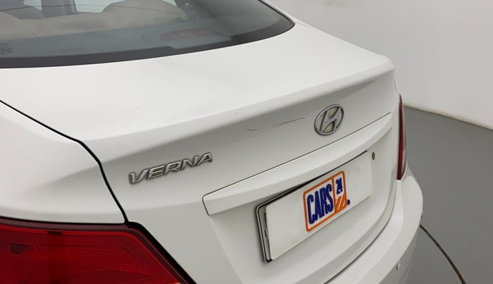 2015 Hyundai Verna FLUIDIC 1.4 VTVT, Petrol, Manual, 48,127 km, Dicky (Boot door) - Minor scratches