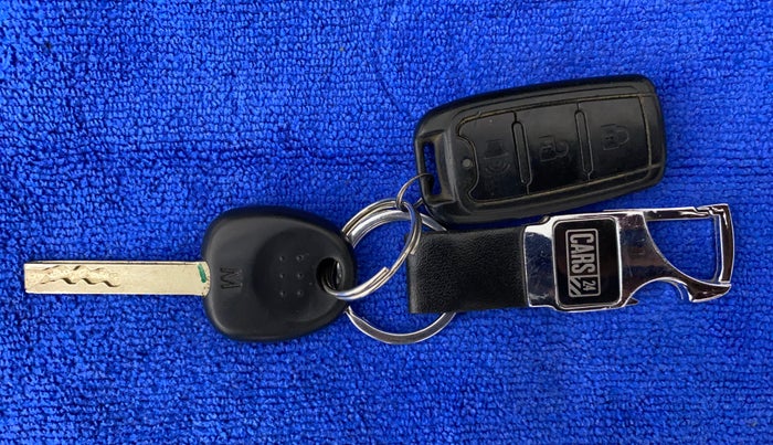 2015 Hyundai Verna FLUIDIC 1.4 VTVT, Petrol, Manual, 48,127 km, Key Close Up