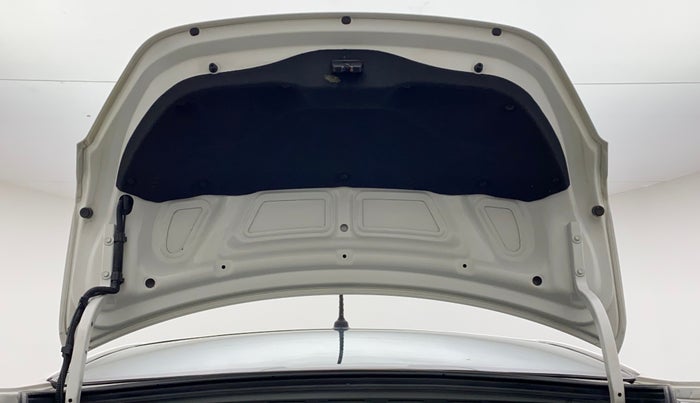 2015 Hyundai Verna FLUIDIC 1.4 VTVT, Petrol, Manual, 48,127 km, Boot Door Open