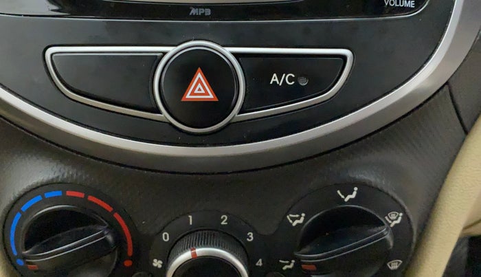 2015 Hyundai Verna FLUIDIC 1.4 VTVT, Petrol, Manual, 48,127 km, AC Unit - Main switch light not functional