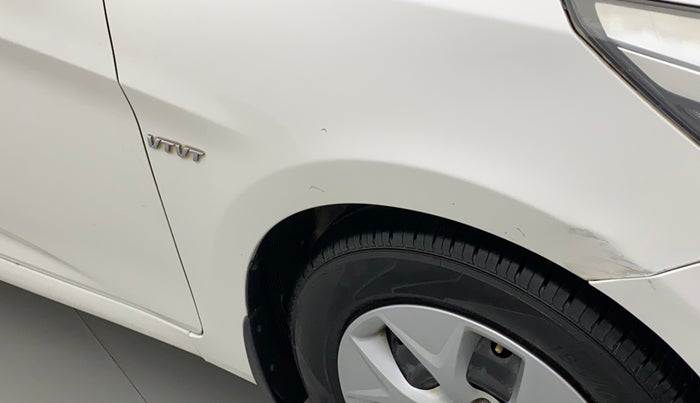 2015 Hyundai Verna FLUIDIC 1.4 VTVT, Petrol, Manual, 48,127 km, Right fender - Slight discoloration