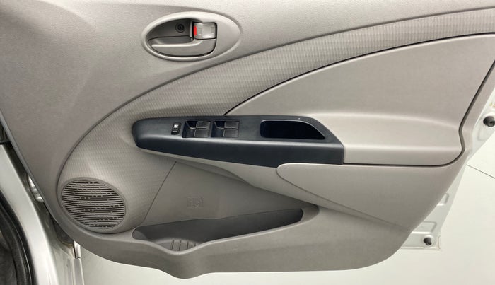 2011 Toyota Etios G, Petrol, Manual, 46,155 km, Driver Side Door Panels Control