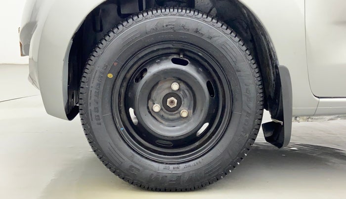 2017 Datsun Redi Go S, Petrol, Manual, 17,986 km, Left Front Wheel