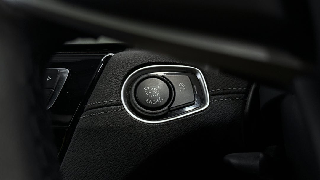 2020 BMW X1 sDrive 20i, Automatic, 44202 km, Keyless / Button Start