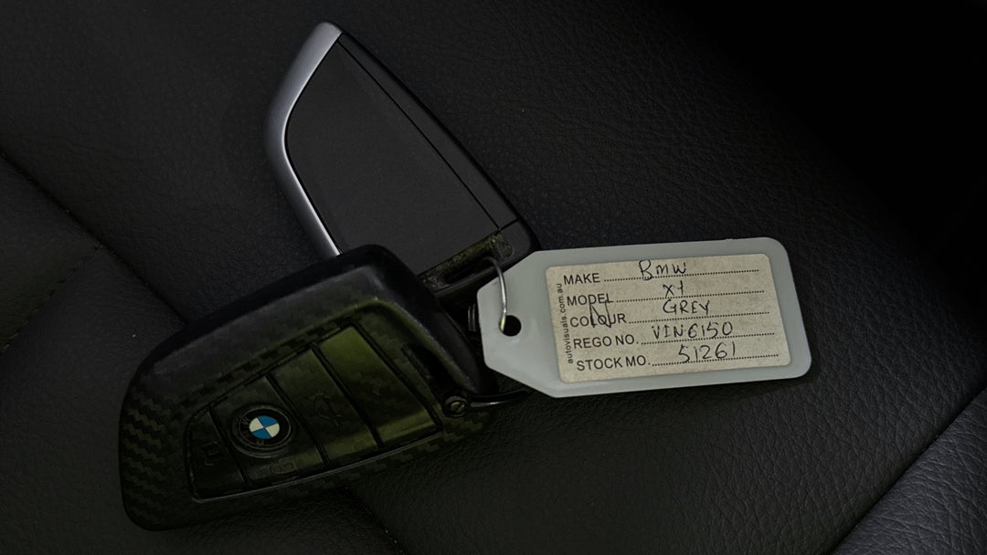 2020 BMW X1 sDrive 20i, Automatic, 44202 km, Key Close-up