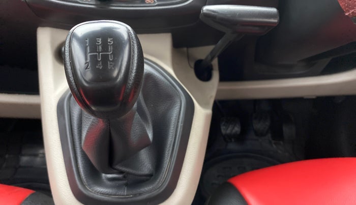 2016 Datsun Go Plus T, Petrol, Manual, 47,759 km, Gear Lever