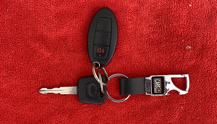 2016 Datsun Go Plus T, Petrol, Manual, 47,759 km, Key Close Up