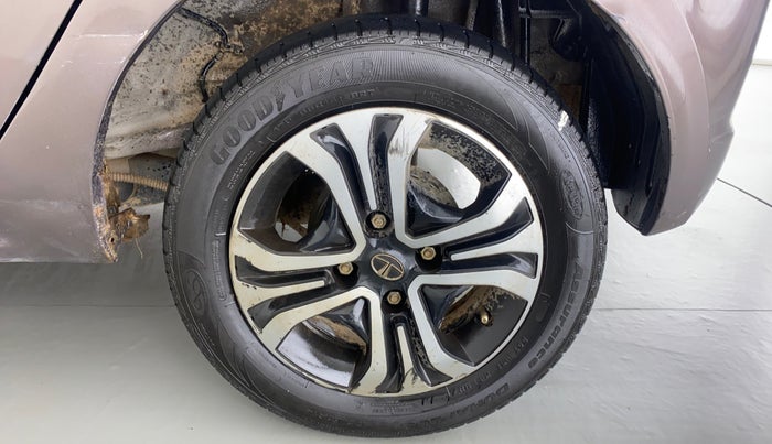 2019 Tata Tiago XZ 1.2 REVOTRON, Petrol, Manual, 54,181 km, Left Rear Wheel