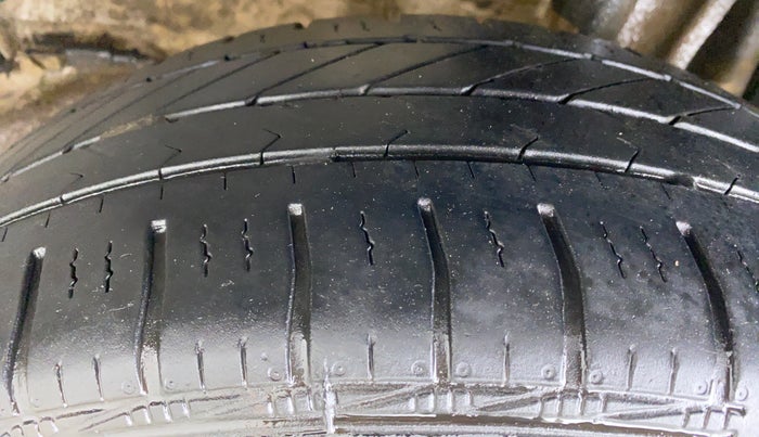 2019 Tata Tiago XZ 1.2 REVOTRON, Petrol, Manual, 54,181 km, Left Rear Tyre Tread