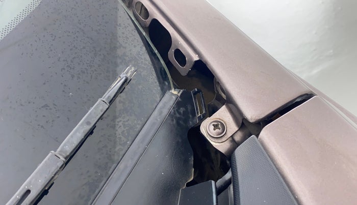 2019 Tata Tiago XZ 1.2 REVOTRON, Petrol, Manual, 54,181 km, Bonnet (hood) - Cowl vent panel has minor damage