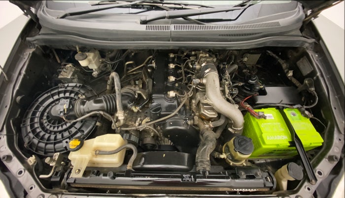2013 Toyota Innova 2.5 GX 8 STR, Diesel, Manual, 67,882 km, Open Bonet