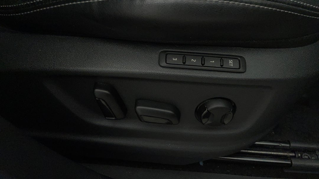 2018 SKODA Kodiaq 140 Tdi (4x4), Automatic, 71611 km, Drivers Side Adjustment Panel