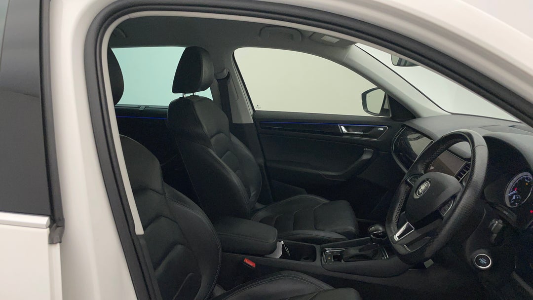 2018 SKODA Kodiaq 140 Tdi (4x4), Automatic, 71611 km, Right Side Front Door Cabin View