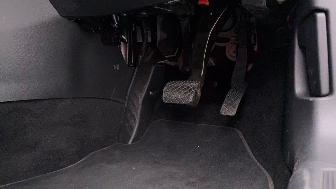 2020 Volkswagen Polo 85tsi Style, Automatic, 23568 km, Pedals and Footmat