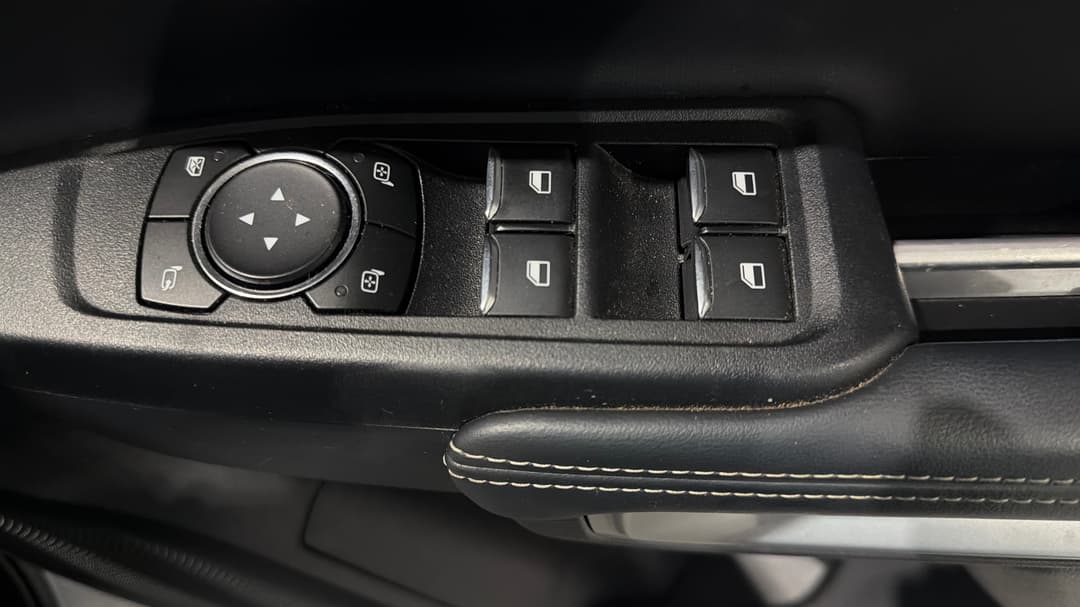 2022 Ford Everest Platinum (4x4), Automatic, 66839 km, Drivers Side Door Panel Controls