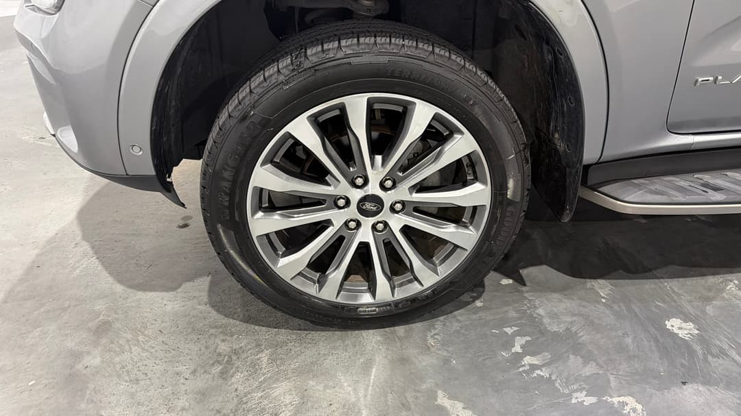 2022 Ford Everest Platinum (4x4), Automatic, 66839 km, Left Front Wheel