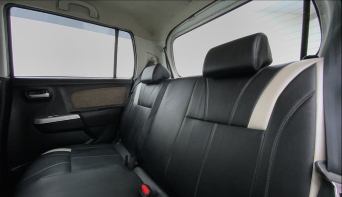 2014 Maruti Wagon R 1.0 VXI, Petrol, Manual, 41,290 km, Right Side Rear Door Cabin