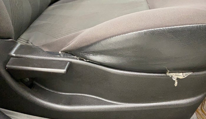 2016 Tata Bolt XE REVOTRON, Petrol, Manual, 49,558 km, Driver Side Adjustment Panel