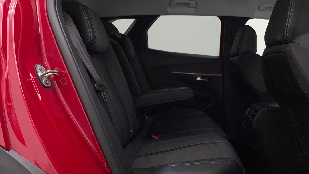 2022 Peugeot 3008 Allure 1.6 Thp, Automatic, 61749 km, Right Side Rear Door Cabin View