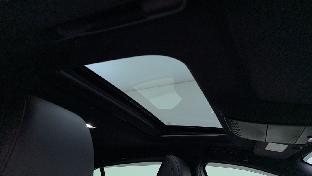 Interior Sunroof/Moonroof