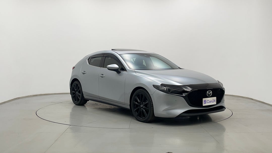 Right Front Diagonal (45- Degree) View