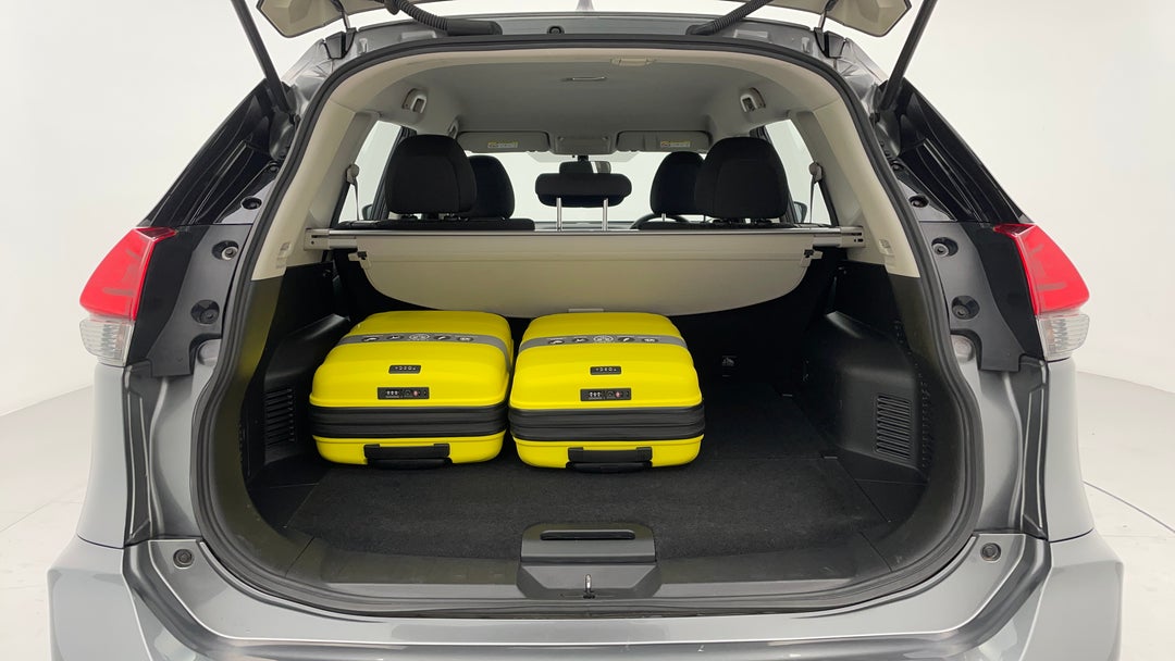 2018 Nissan X-trail St (2wd), Automatic, 94160 km, Boot Inside View with Luggage