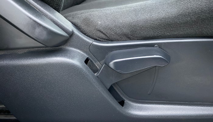 2019 Ford Ecosport 1.5TITANIUM TDCI, Diesel, Manual, 49,801 km, Driver Side Adjustment Panel