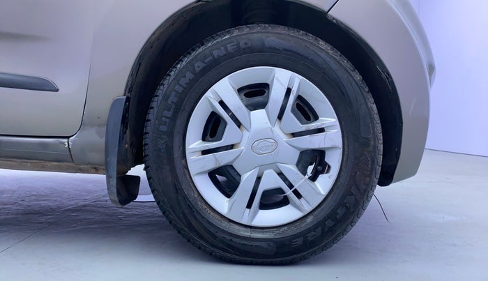 2017 Datsun Redi Go T (O), Petrol, Manual, 81,565 km, Right Front Wheel