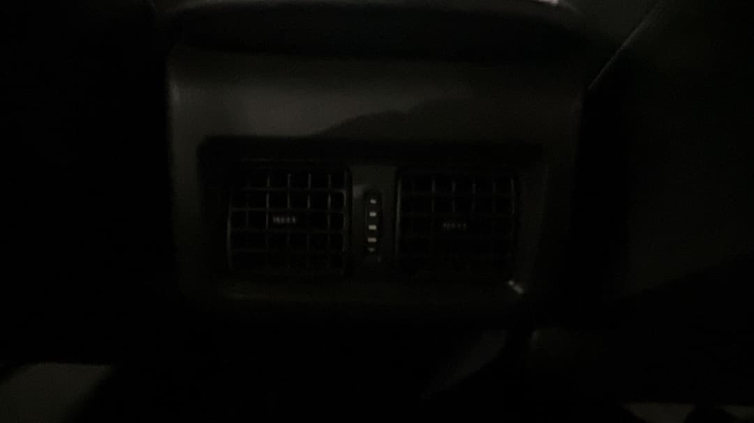 2023 Toyota Camry Ascent Hybrid, Automatic, 39357 km, Rear A/C Vent