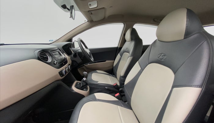 2015 Hyundai Grand i10 SPORTZ 1.2 KAPPA VTVT, Petrol, Manual, 35,971 km, Right Side Front Door Cabin