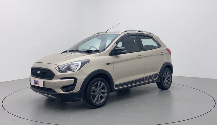 2018 Ford FREESTYLE TITANIUM 1.5 TDCI, Diesel, Manual, 31,928 km, Left Front Diagonal (45- Degree) View