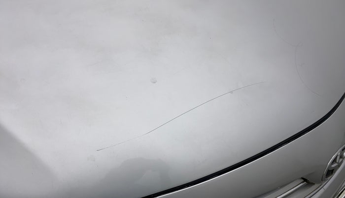 2012 Toyota Corolla Altis G, Petrol, Manual, 28,985 km, Bonnet (hood) - Minor scratches