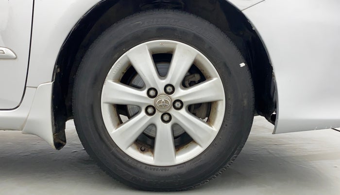 2012 Toyota Corolla Altis G, Petrol, Manual, 28,985 km, Right Front Wheel