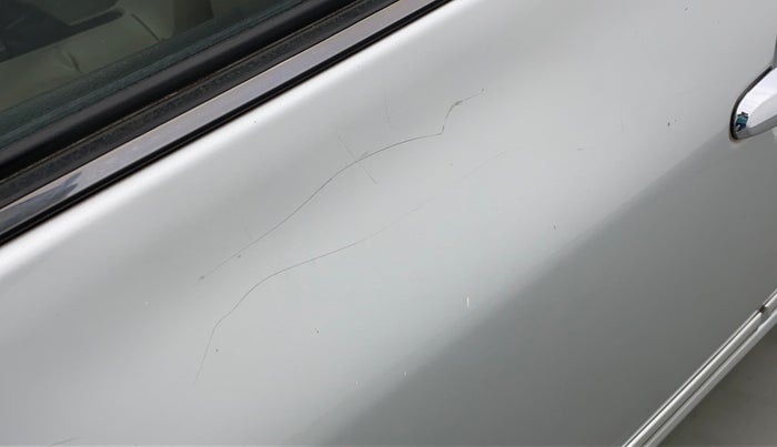 2012 Toyota Corolla Altis G, Petrol, Manual, 28,985 km, Front passenger door - Minor scratches