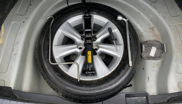 2012 Toyota Corolla Altis G, Petrol, Manual, 28,985 km, Spare Tyre
