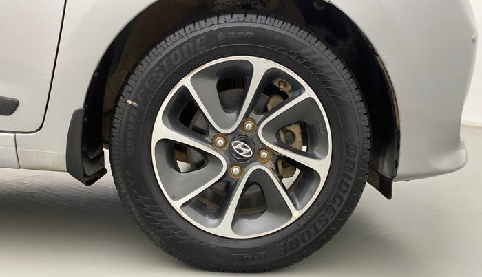 2018 Hyundai Grand i10 ASTA 1.2 VTVT, Petrol, Manual, 45,067 km, Right Front Wheel
