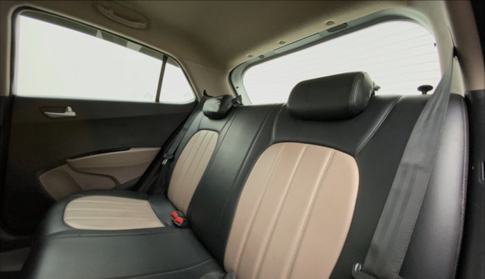2018 Hyundai Grand i10 ASTA 1.2 VTVT, Petrol, Manual, 45,067 km, Right Side Rear Door Cabin