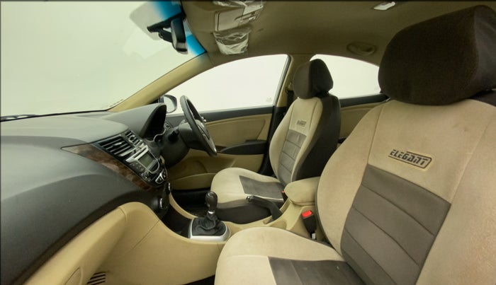 2013 Hyundai Verna FLUIDIC 1.6 VTVT EX, Petrol, Manual, 50,574 km, Right Side Front Door Cabin