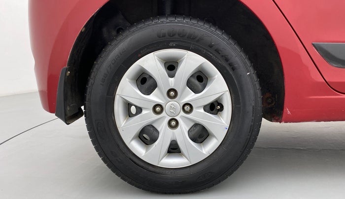 2015 Hyundai Elite i20 SPORTZ 1.2, Petrol, Manual, 76,209 km, Right Rear Wheel