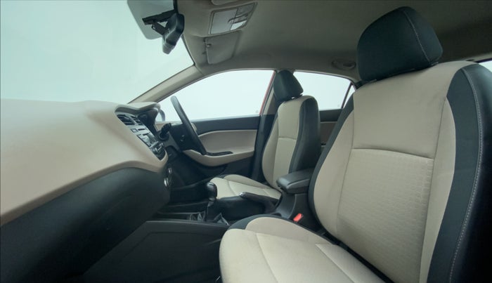 2015 Hyundai Elite i20 SPORTZ 1.2, Petrol, Manual, 76,209 km, Right Side Front Door Cabin