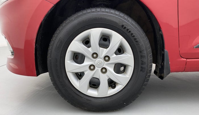 2015 Hyundai Elite i20 SPORTZ 1.2, Petrol, Manual, 76,209 km, Left Front Wheel
