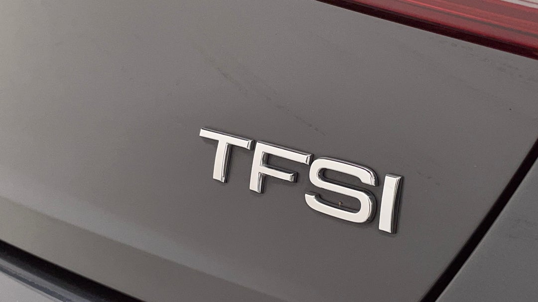 Badge (Boot Right Side)