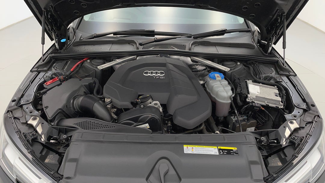 Open Bonnet (Engine)