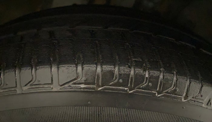 2017 Honda City 1.5L I-VTE V CVT, Petrol, Automatic, 42,660 km, Right Rear Tyre Tread