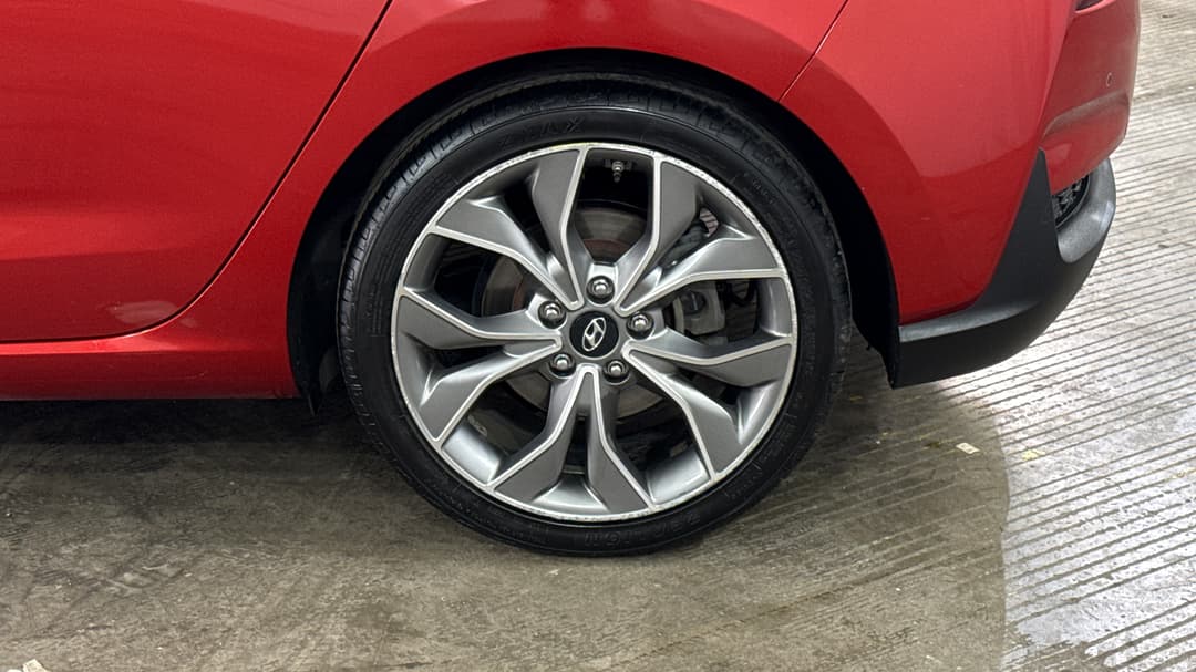 2020 Hyundai i30 N Line, Automatic, 112589 km, Left Rear Wheel