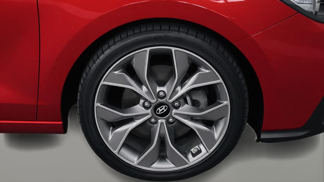 2020 Hyundai i30 N Line, Automatic, 112589 km, Right Front Wheel